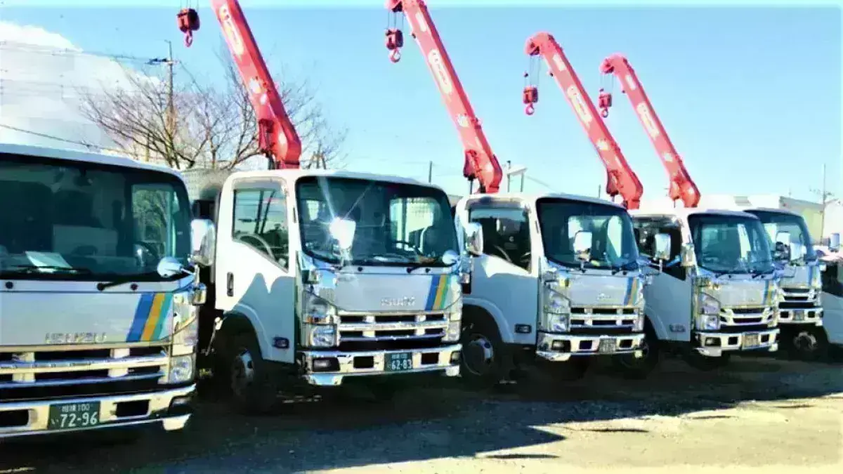 様々な荷物・運行コースあり