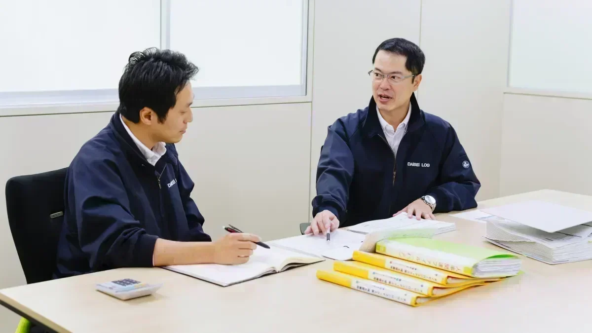 センターから工場への配送