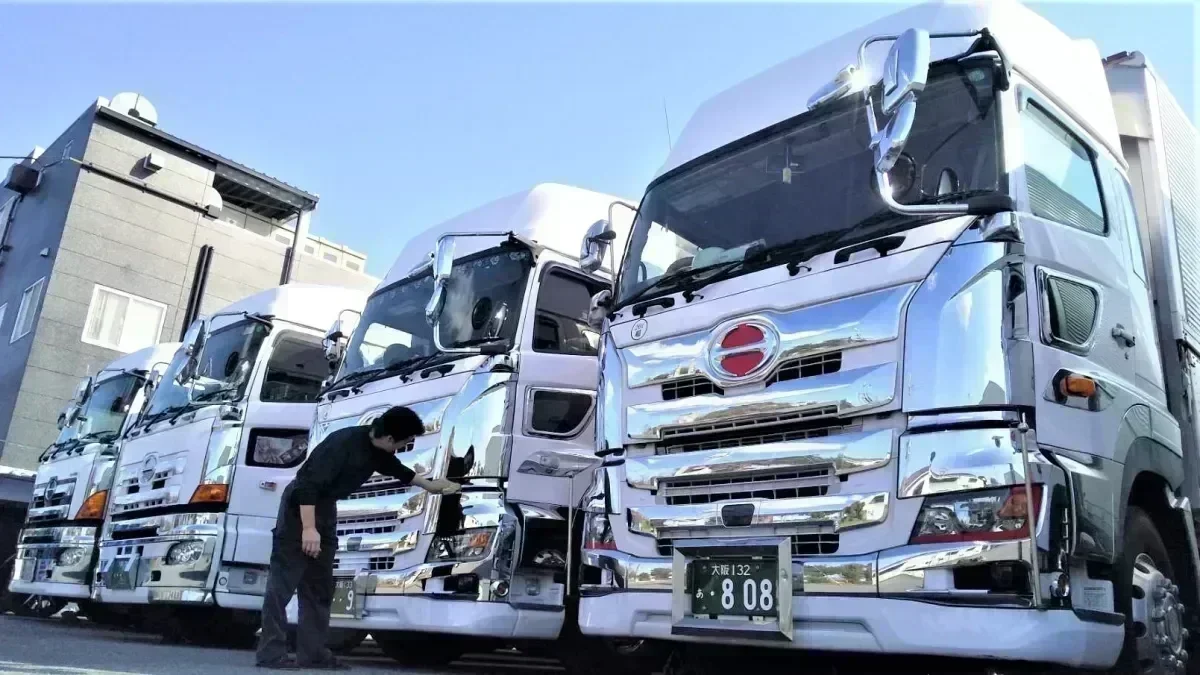 モデル年収450万円 (42歳・経験2年)