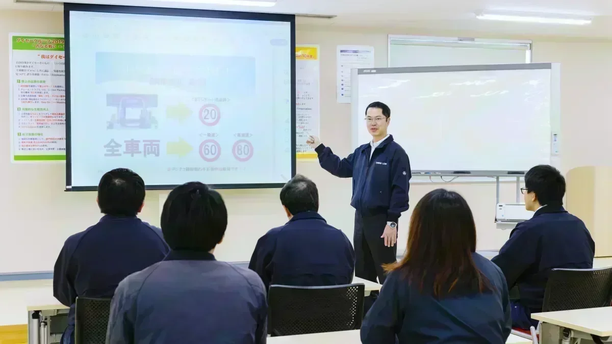 普通免許 (AT限定) があれば応募OK♪