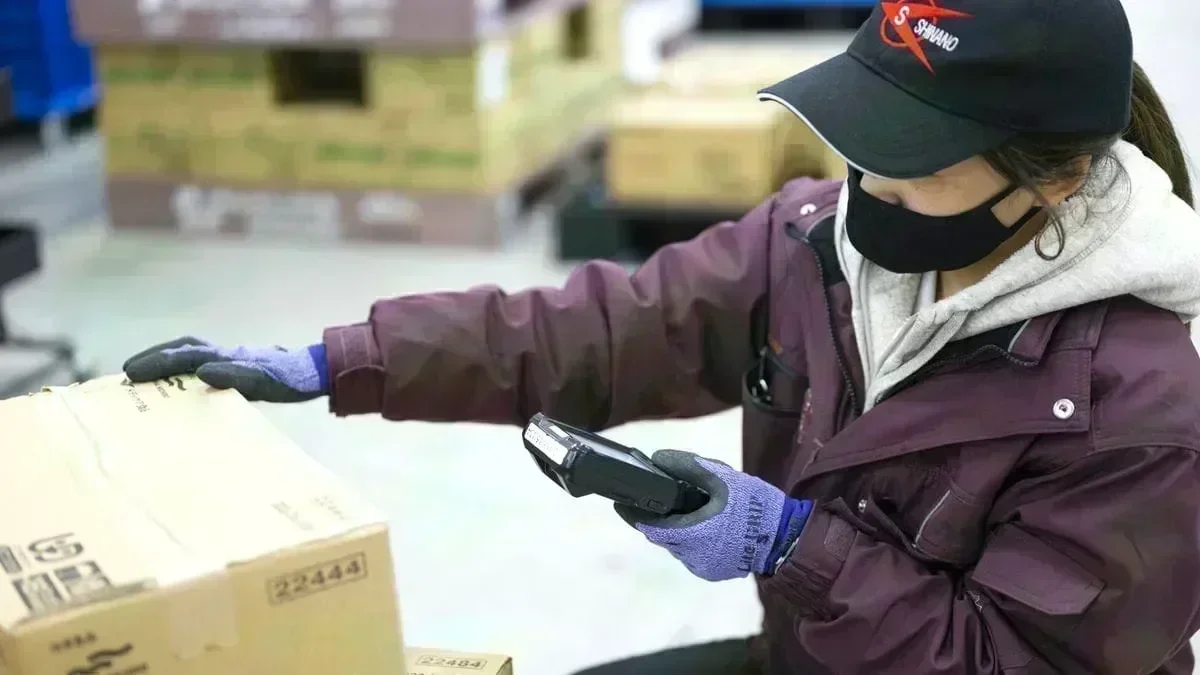 お祝い金 (結婚 / 出産 / お子様の入学)