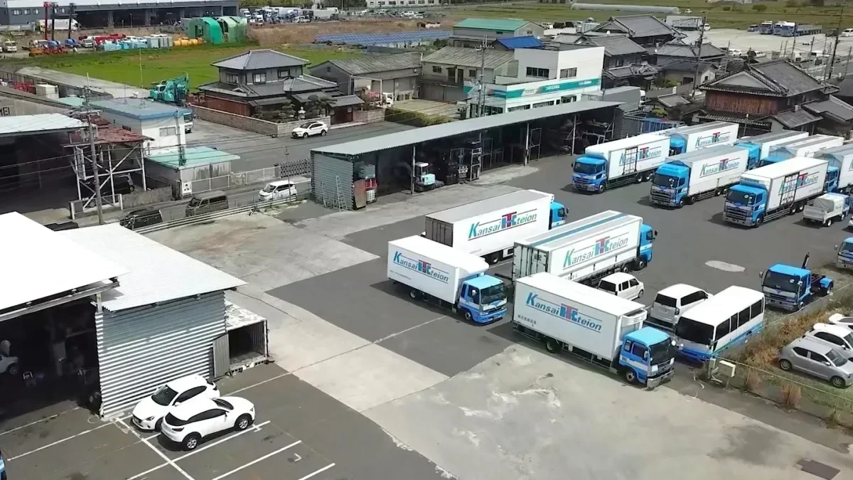 男女別のシャワールームもあるので、疲れをすぐに癒せます♪