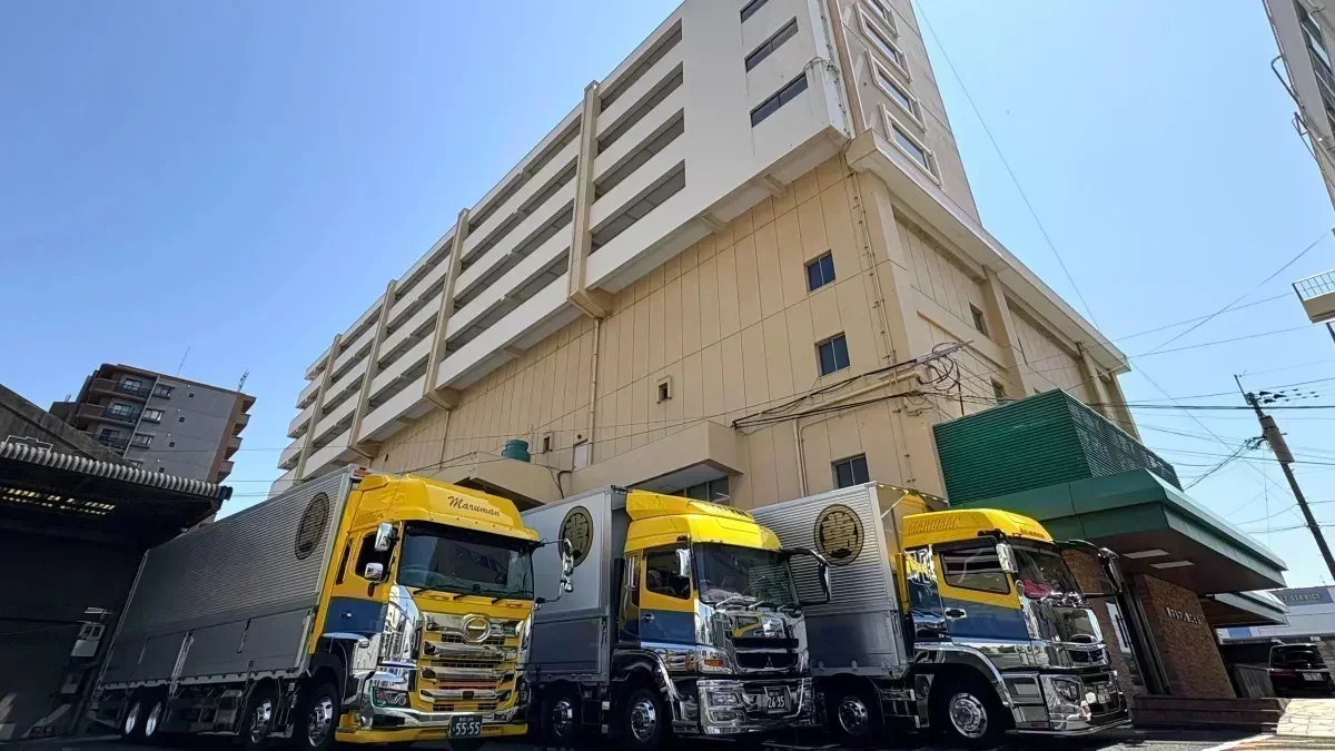 月300,000~350,000円