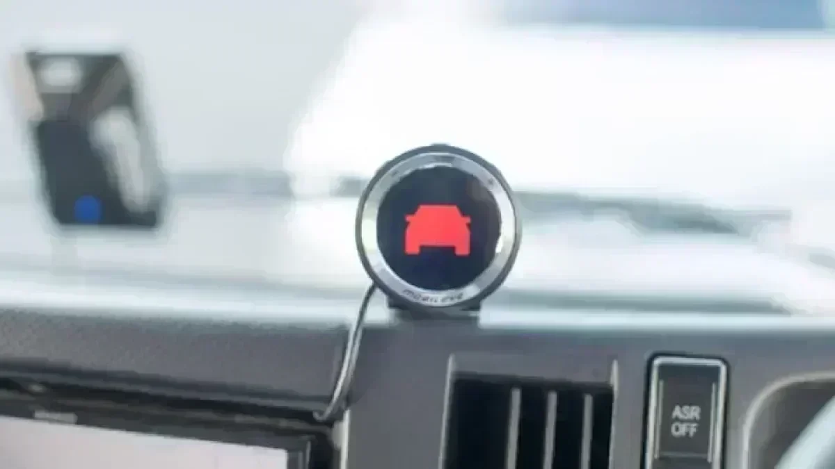 衝突防止補助システムを全車に搭載